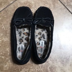 Cheetah Fur Minnetonka Moccasins